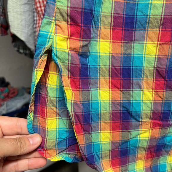 Uniqlo Women’s Large sleeveless shirt - Picture 4 of 7